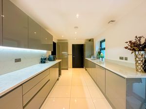 Photo 59- click for photo gallery